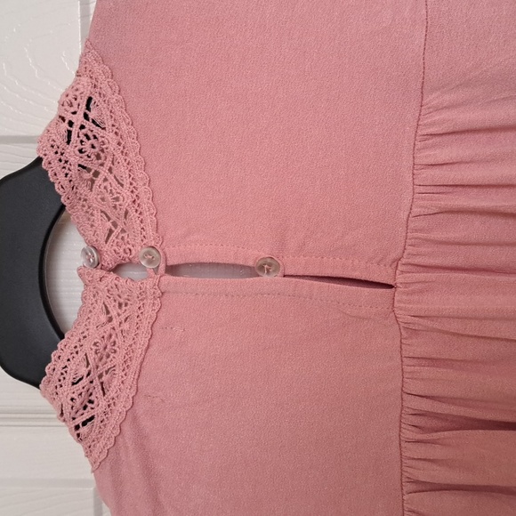 Nwt RUFFLE KNIT Top - Picture 7 of 10